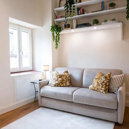 Charming Tornabuoni By Mmega Apartment