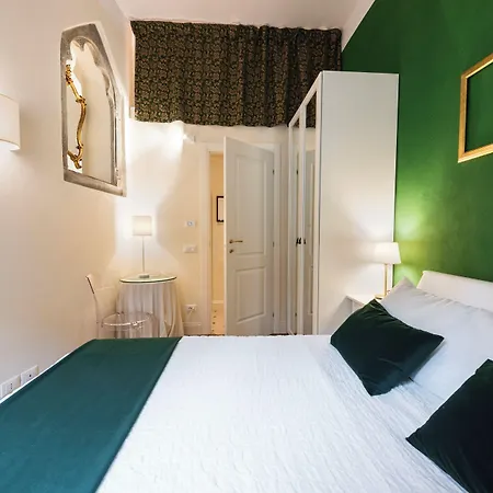 Charming Tornabuoni By Mmega